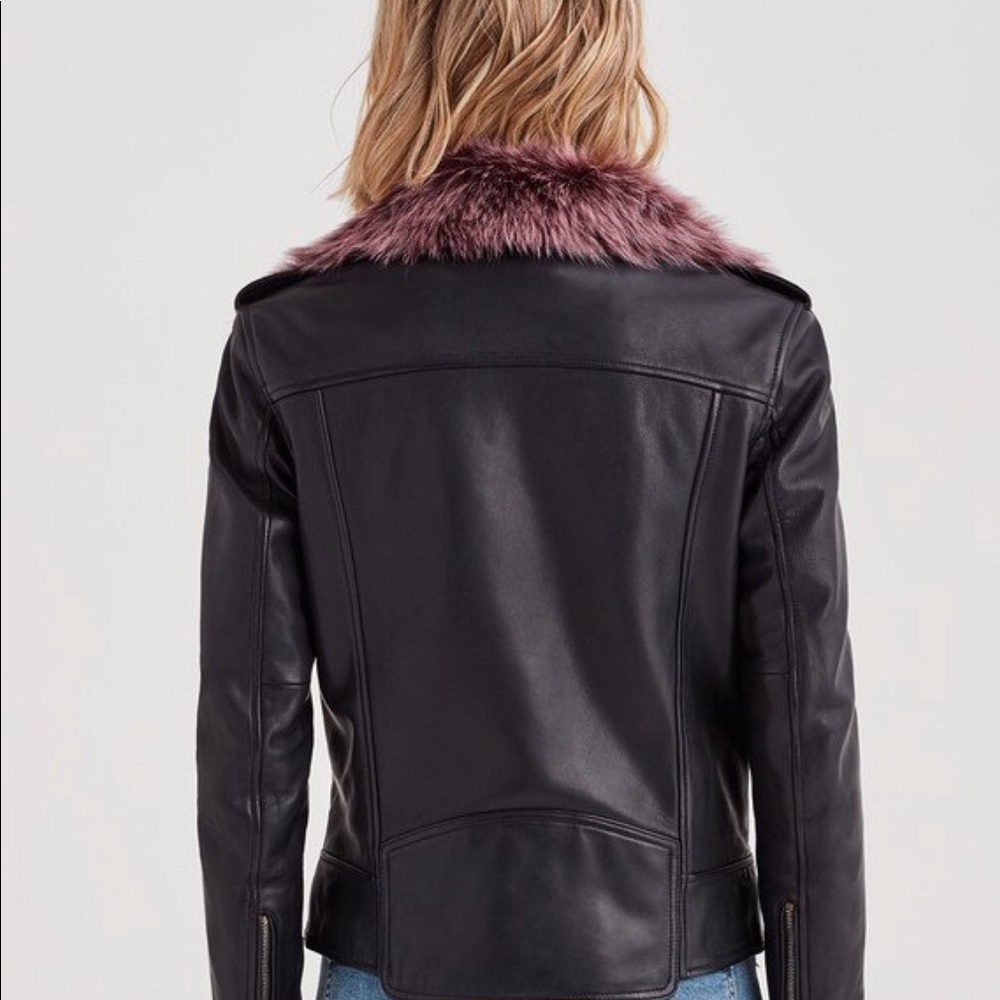 Leather jacket with removable brown fur collar - Picture 11 of 12